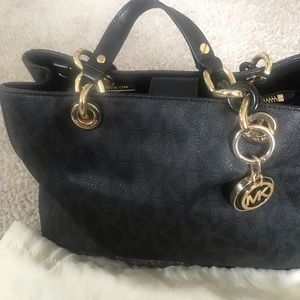 Authentic Michael Kors Purse